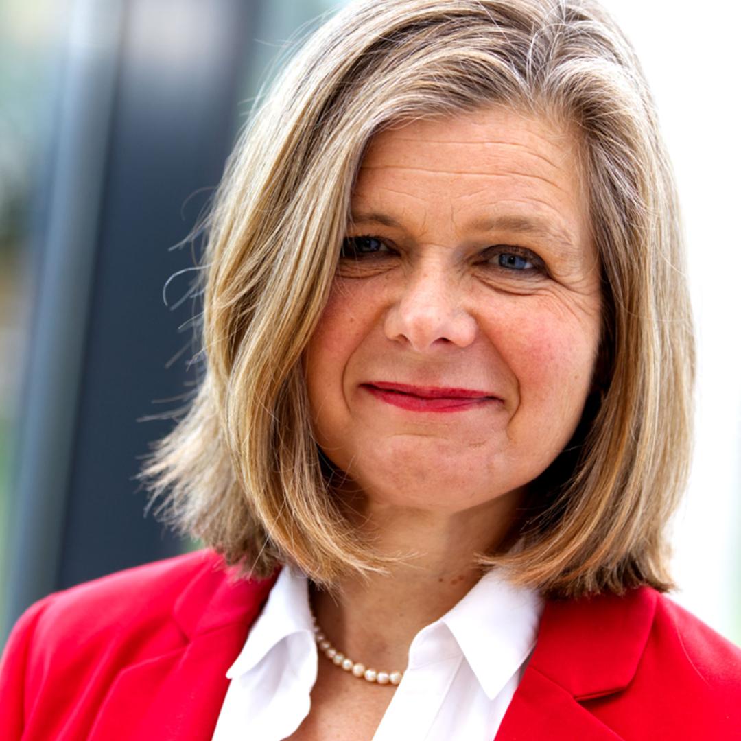 – Antje Schmid – 